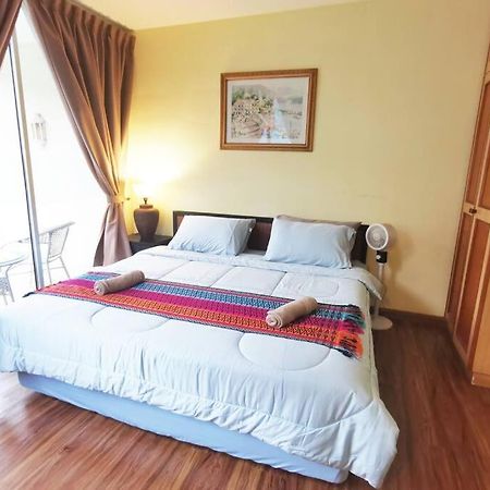 Lotus Desaru Beach Resort, 2 Bdrms, W/Splash Park Bandar Penawar 外观 照片