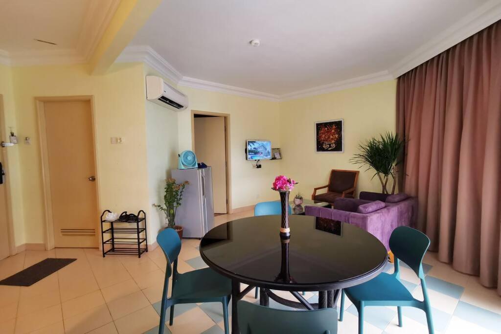 Lotus Desaru Beach Resort, 2 Bdrms, W/Splash Park Bandar Penawar 外观 照片