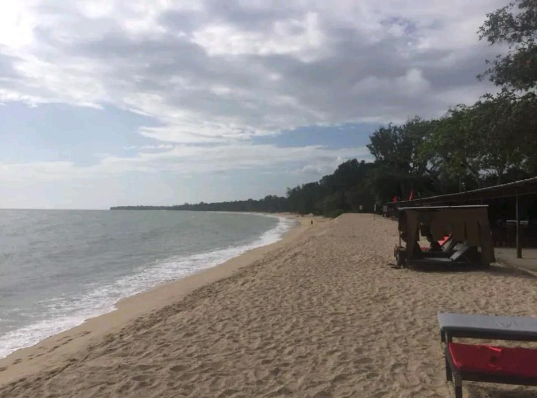 Lotus Desaru Beach Resort, 2 Bdrms, W/Splash Park Bandar Penawar 外观 照片